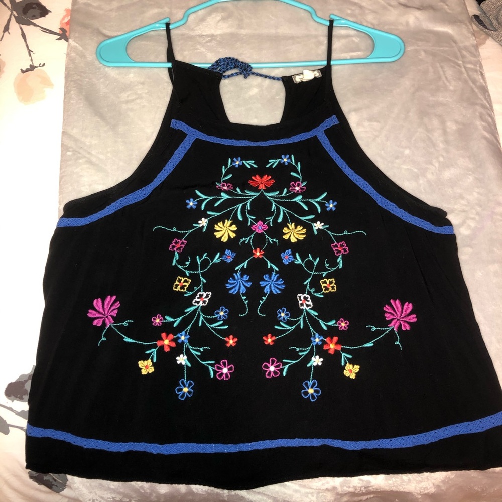Francesca’s crop tank top